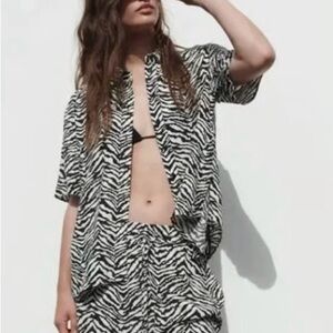 Zara Zebra Animal Print Button-up Shirt XS